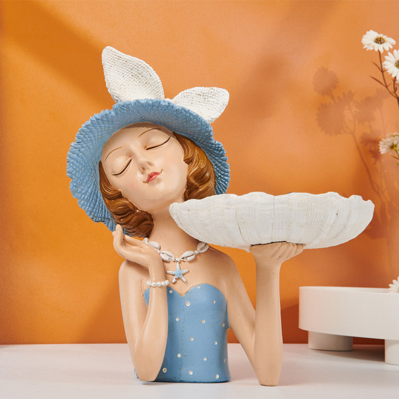Resin Nordic Bouquet Girl Ornament