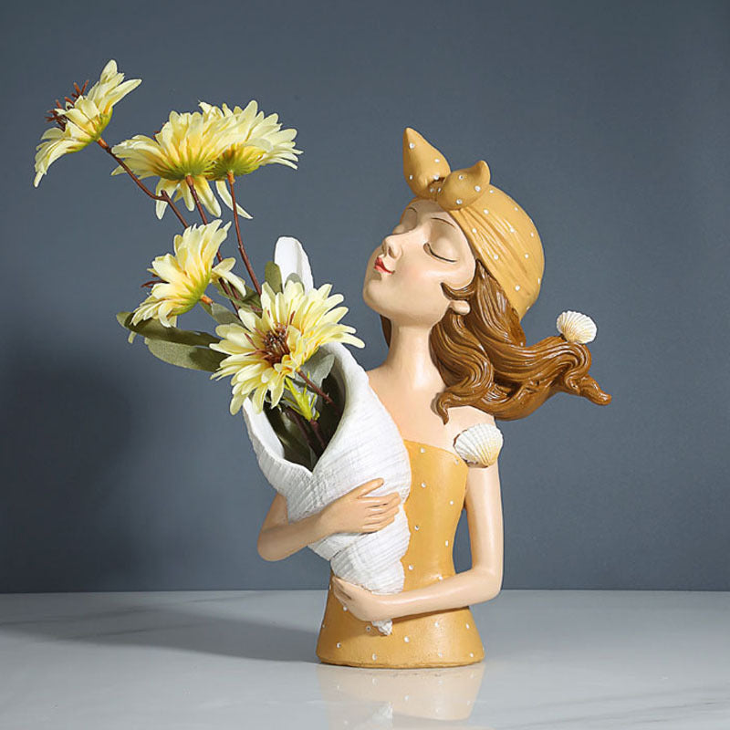 Resin Nordic Bouquet Girl Ornament