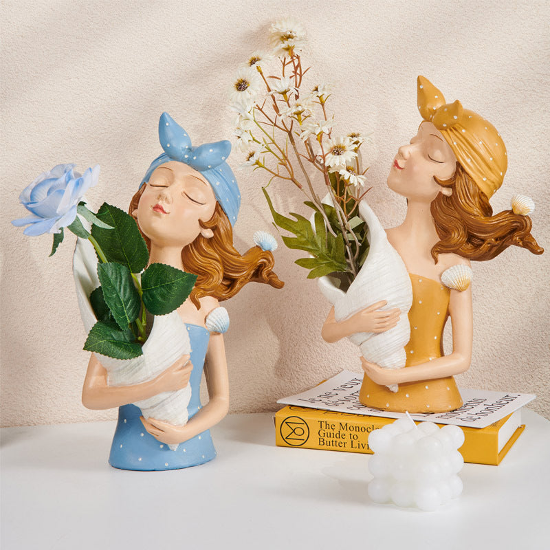 Resin Nordic Bouquet Girl Ornament